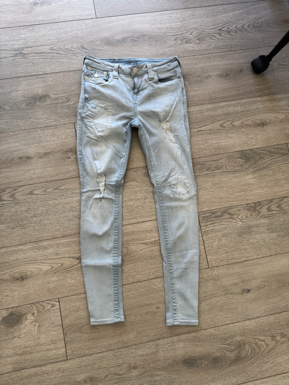 True Religion Light Wash Distressed Women’s Skinny Jeans
